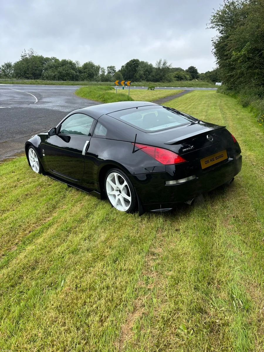 Nissan 350z - Image 4