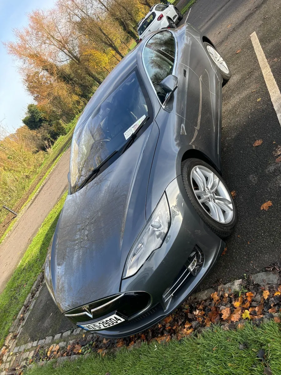 Tesla Model S 2014 - Image 1
