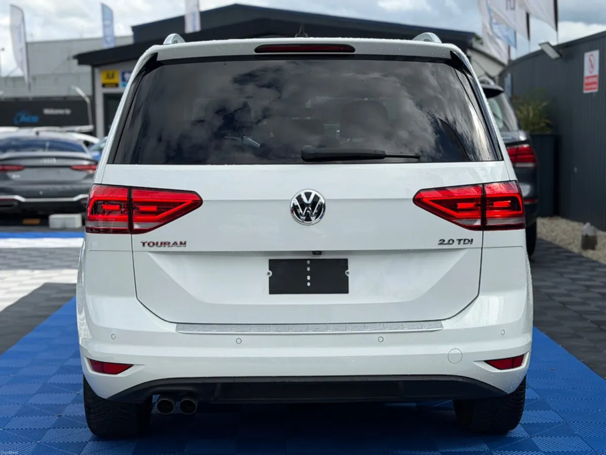 Volkswagen Touran HIGHLINE - 2.0L DIESEL - 7 SEATS - Image 6