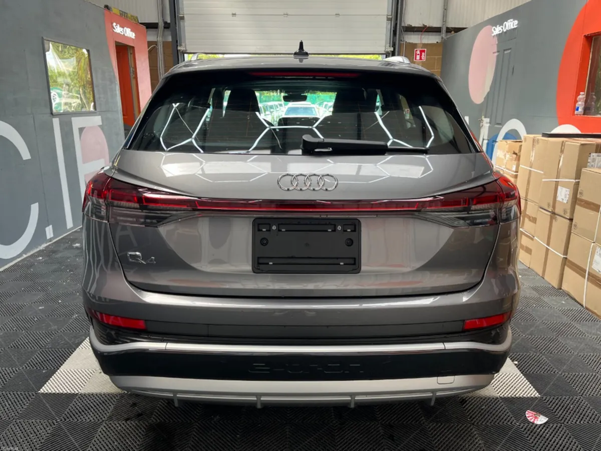 Audi Q4 e-tron 2025 AUDI Q4 E-TRON 45 S-LINE AUTOM - Image 3