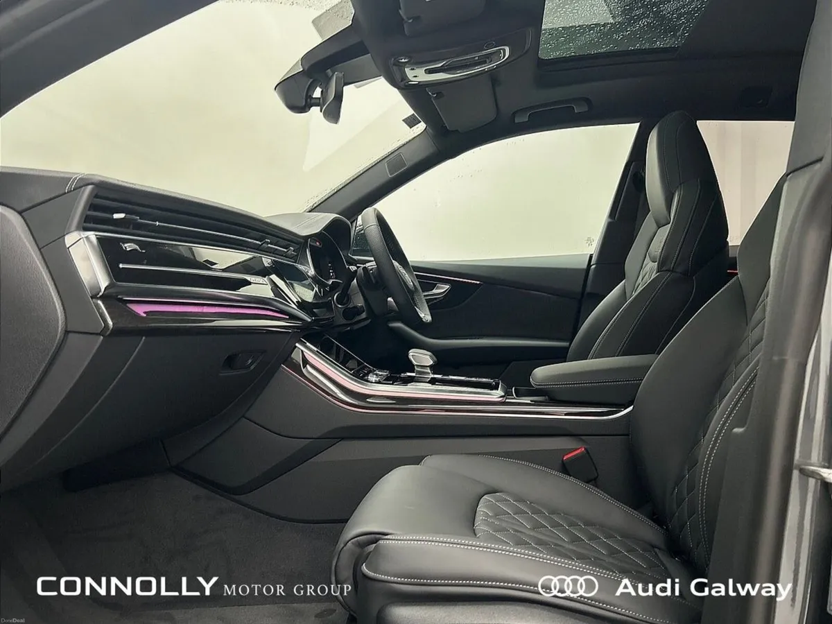 Audi Q8 €1,144 p/m - COMPETITION TFSI e QUATTRO A/ - Image 5