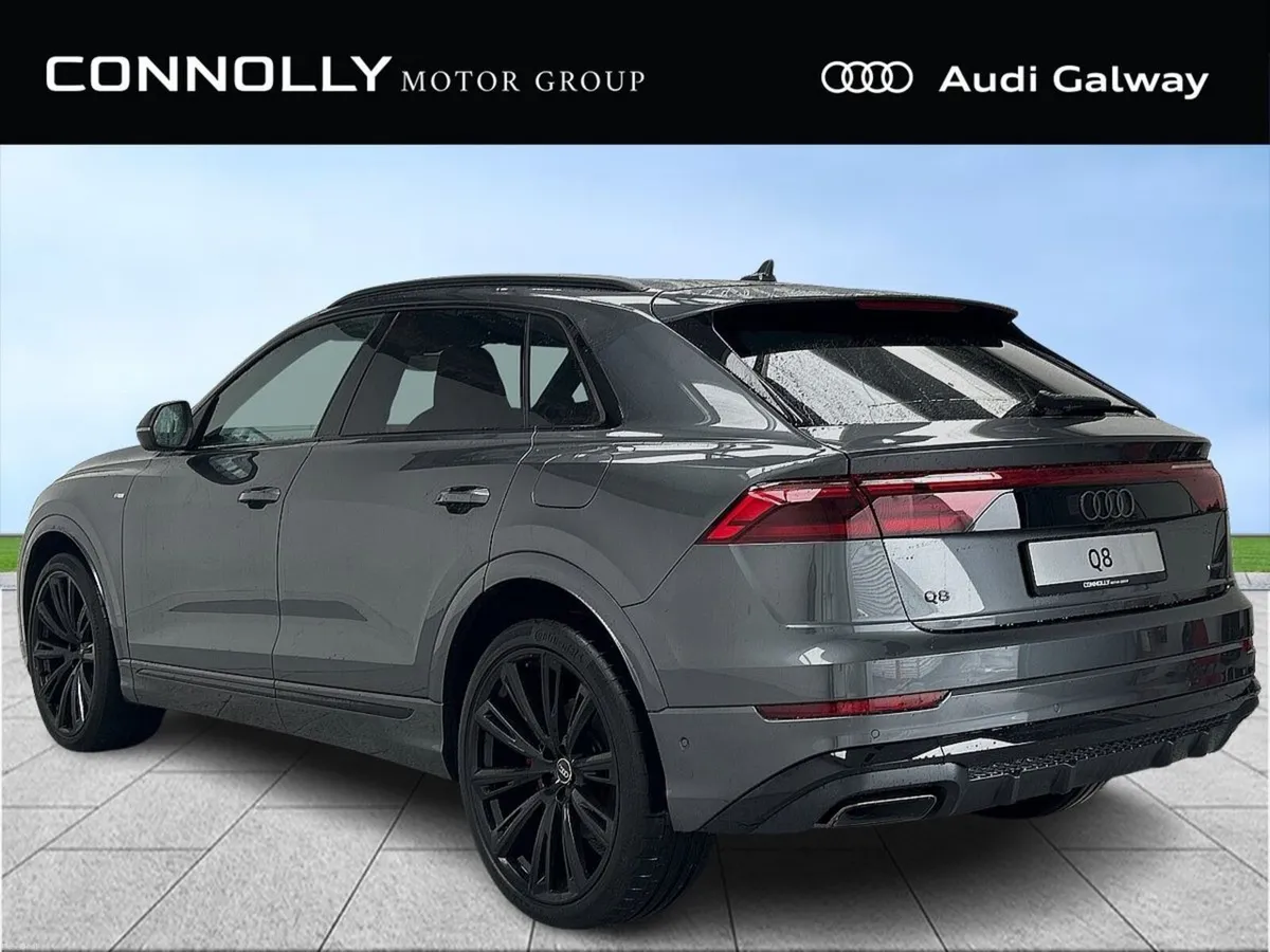 Audi Q8 €1,144 p/m - COMPETITION TFSI e QUATTRO A/ - Image 3