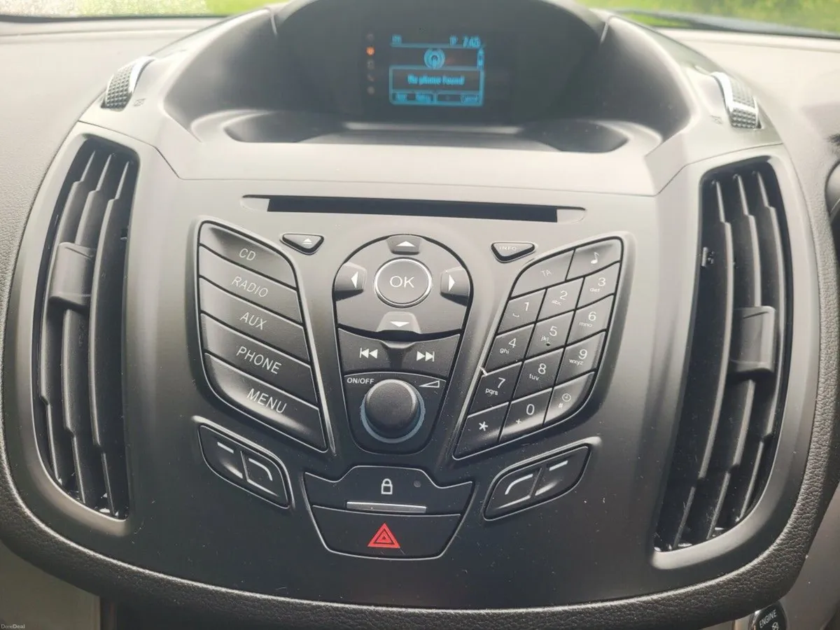 Ford Kuga ZETEC 2.0 TDCI 6SPEED 120BHP - Image 5