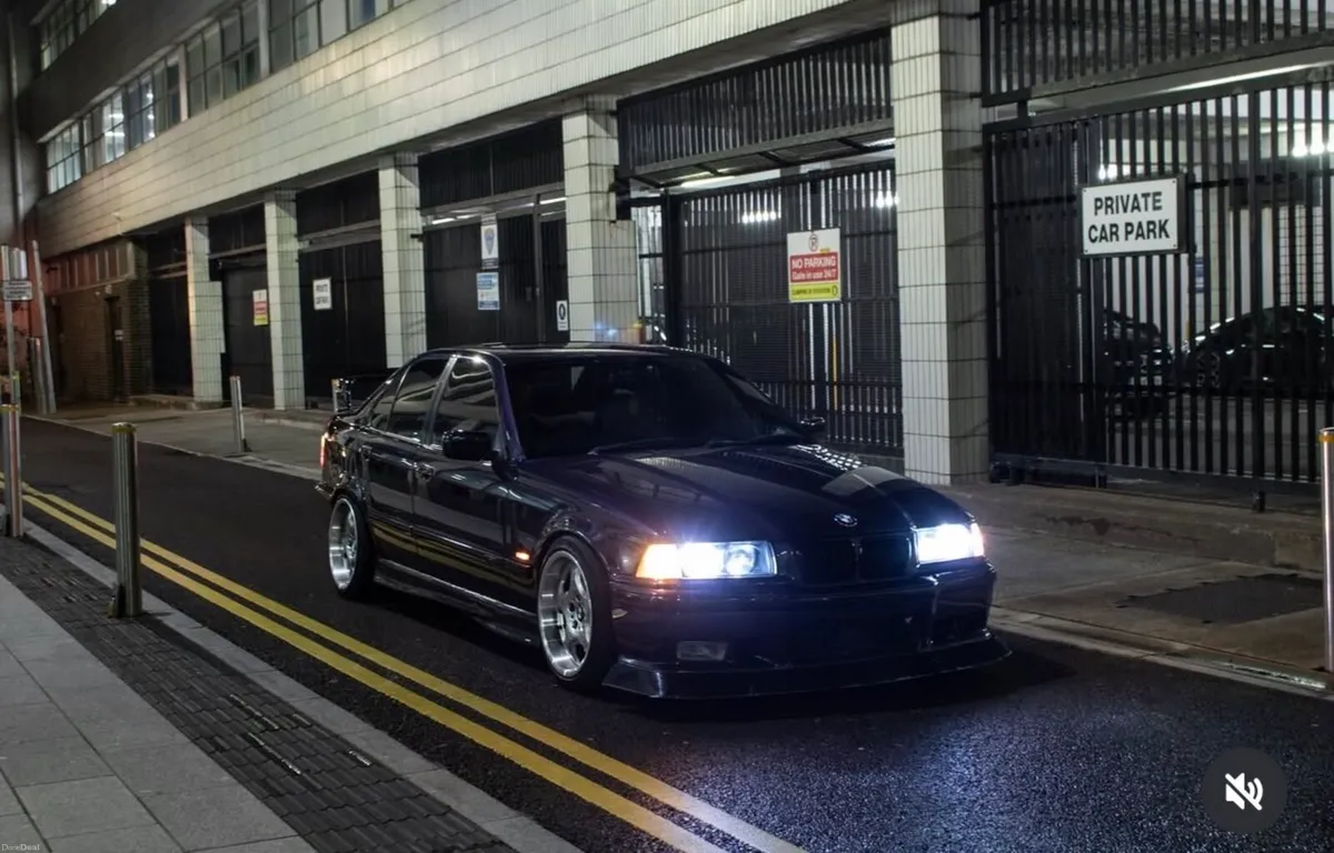 BMW E36 328i - Image 1