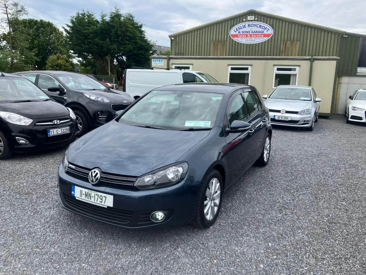 Volkswagen Golf 2011 - Image 1