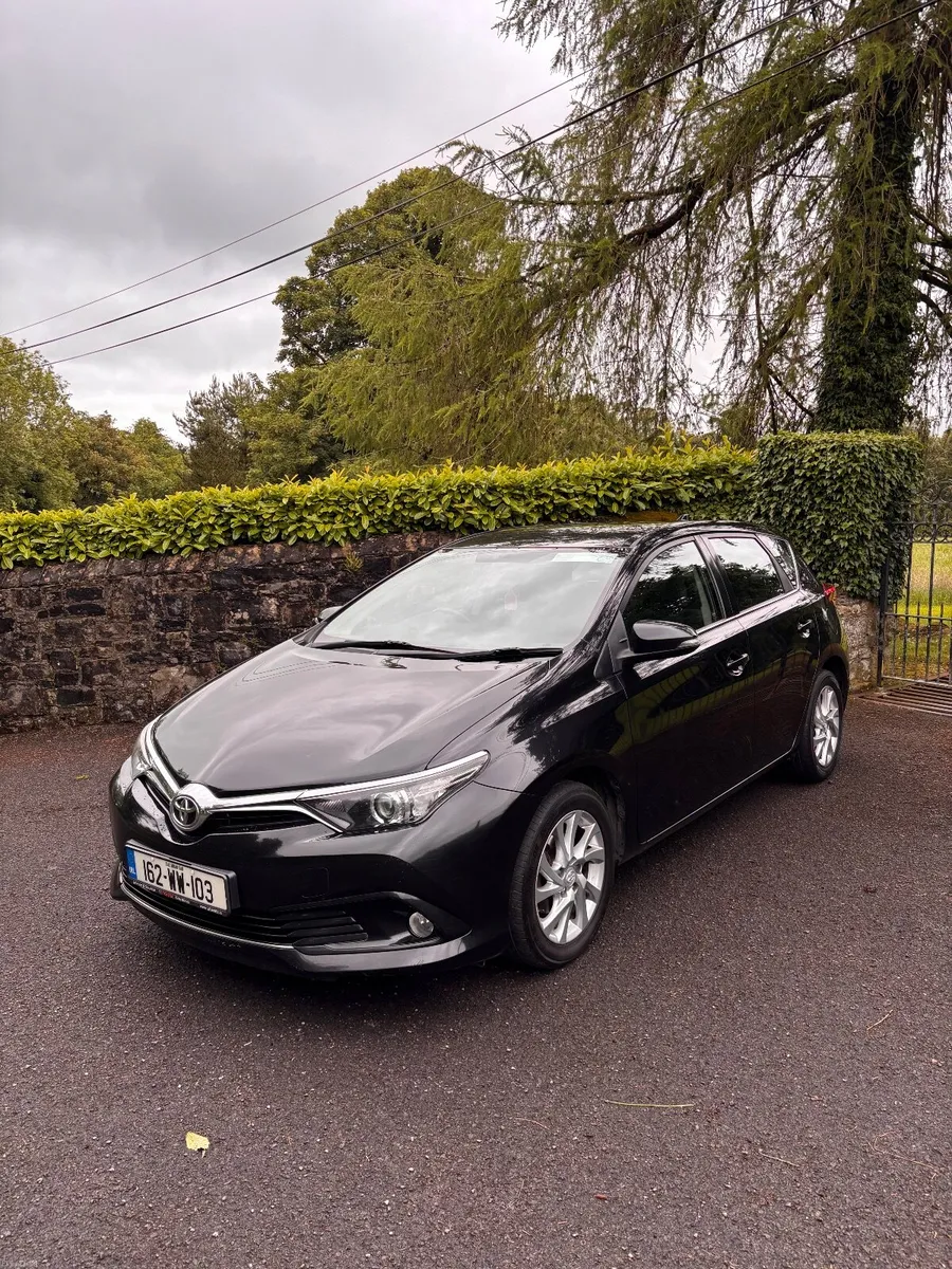 2016 Toyota Auris Luna 1.2 Petrol - Image 2