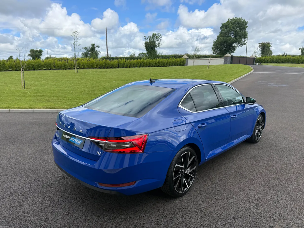 211 Skoda Superb SE L 220 Bhp - Image 4