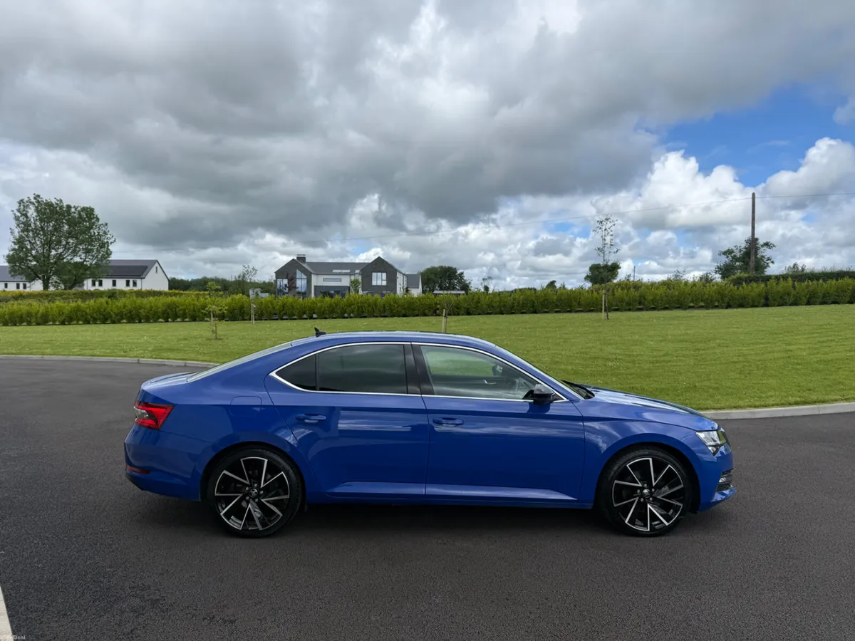 211 Skoda Superb SE L 220 Bhp - Image 5