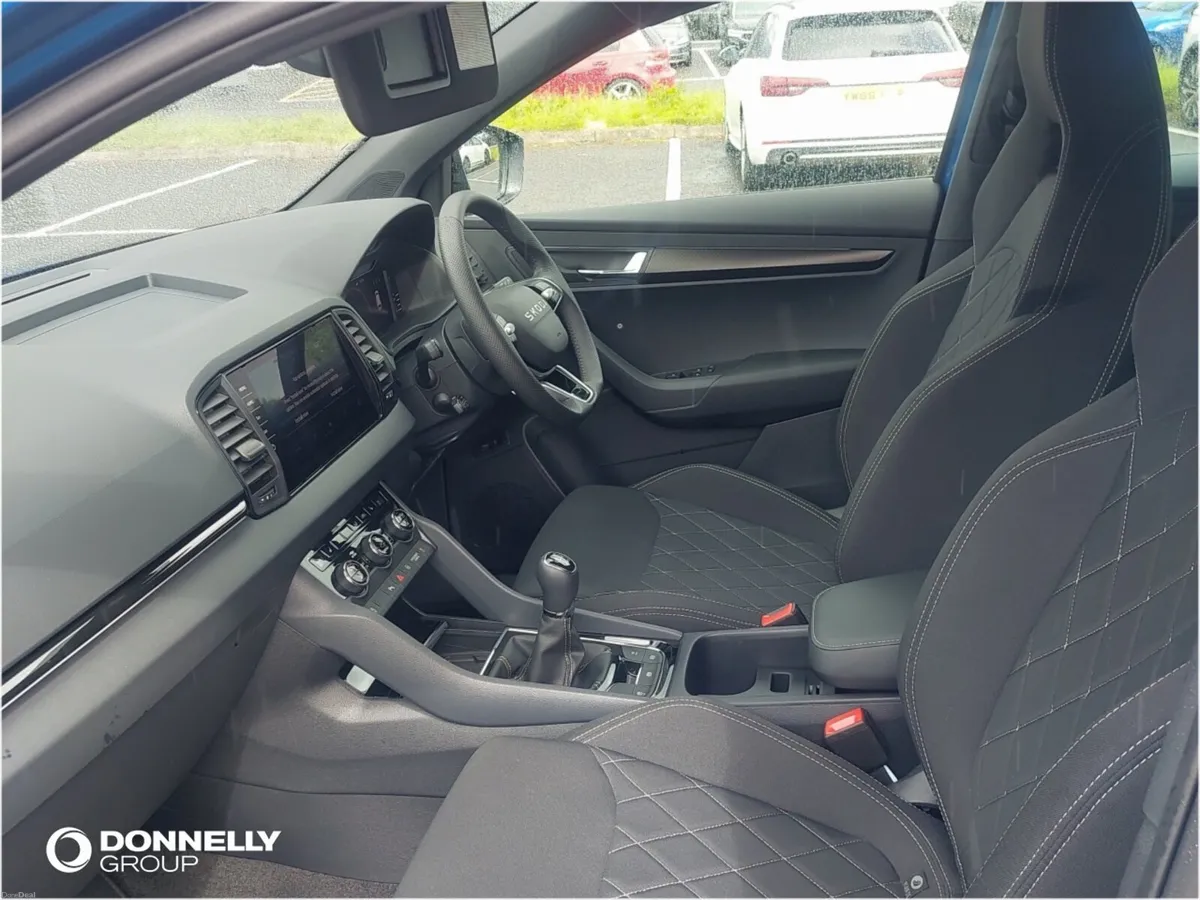 Skoda KAROQ Estate Sportline Edition - Image 2