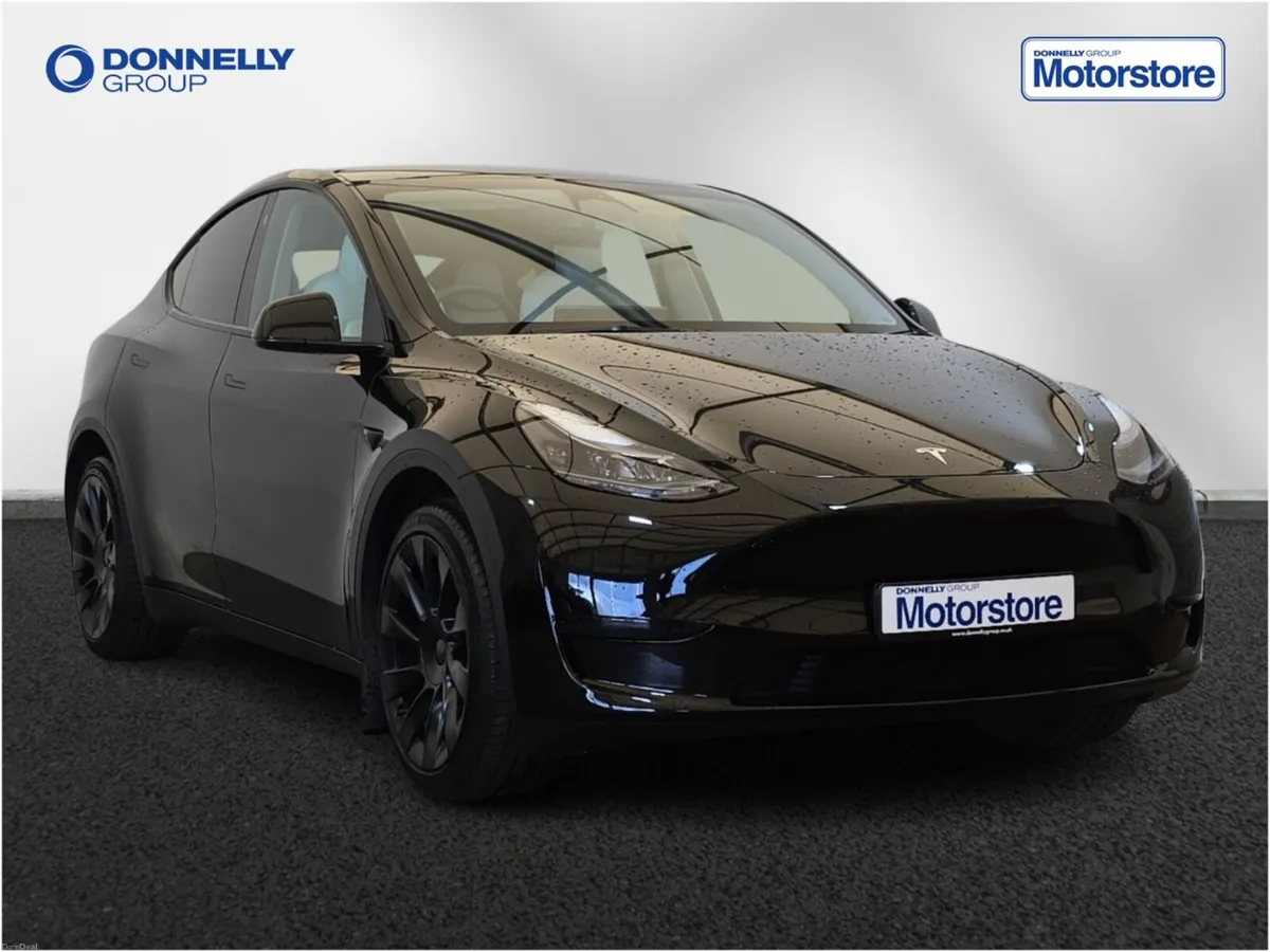 Tesla Model Y Hatchback - Image 1