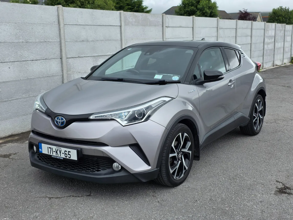 Toyota C-HR 1.8 HYBRID LUNA SPORT Automatic - Image 1