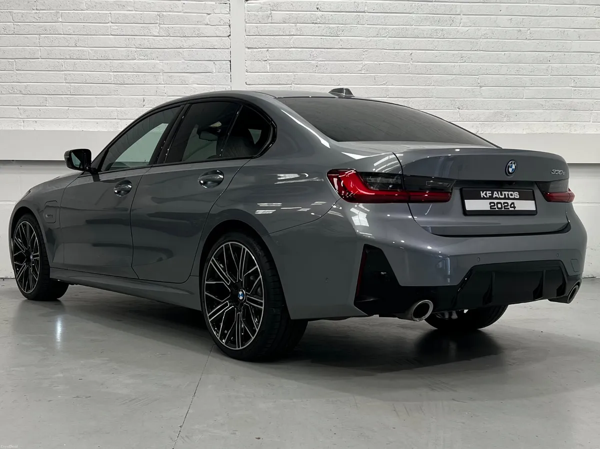 BMW 3 Series 330e M Sport G20 290bhp Auto - Image 6