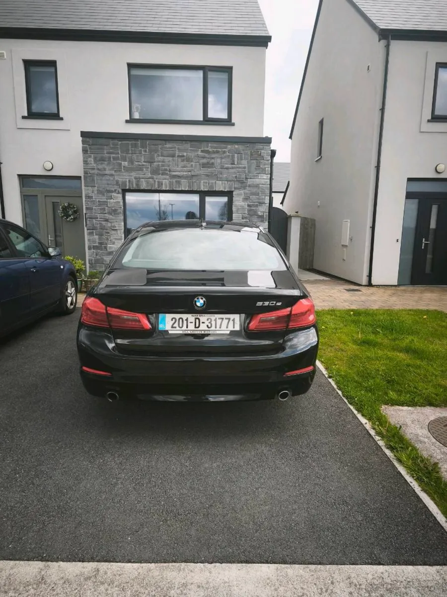 BMW 530e Excellent Condition - Image 3