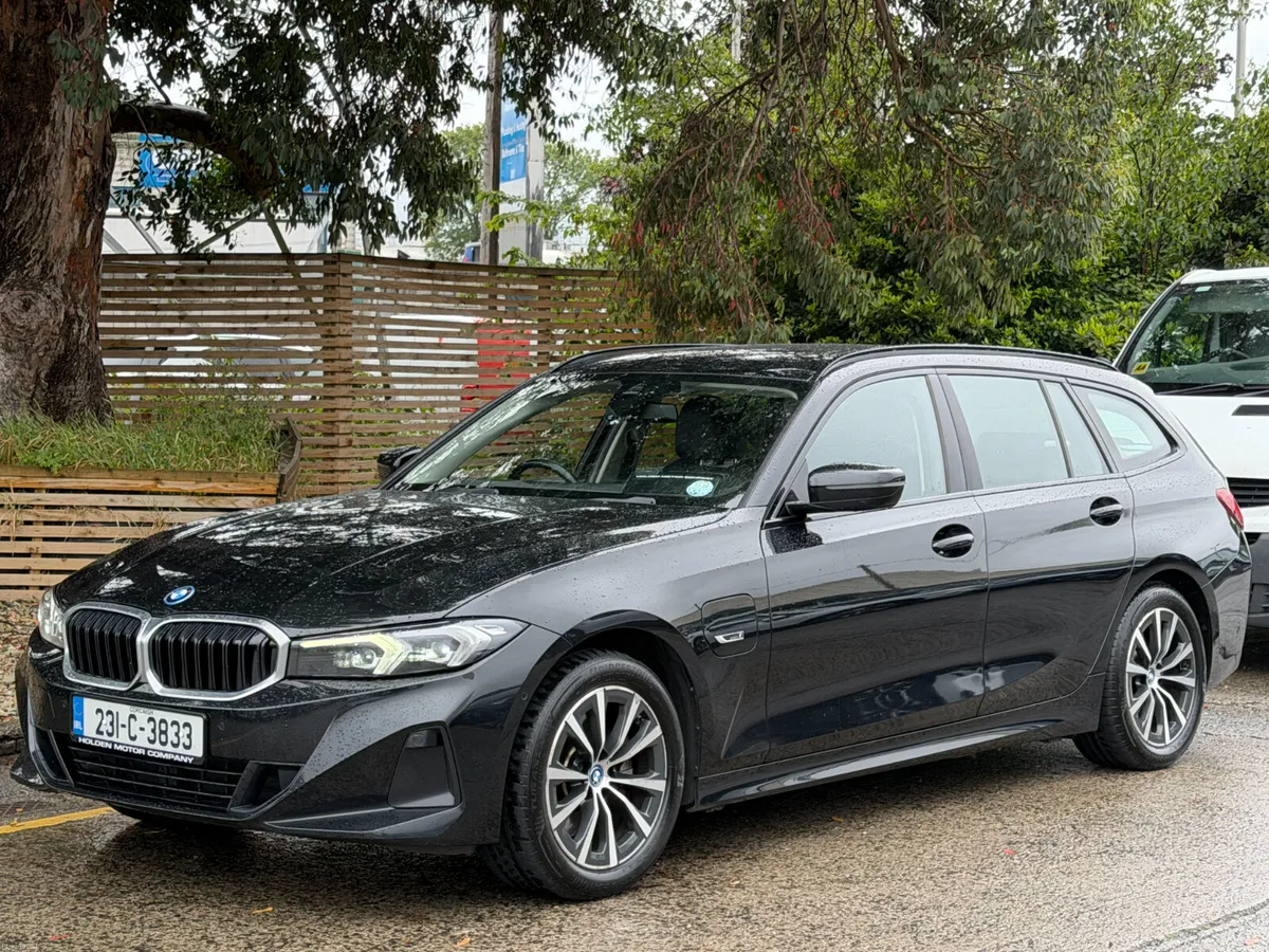 2023 BMW 3-Series. SERVICE HISTORY. REAR CAMERA. - Image 2