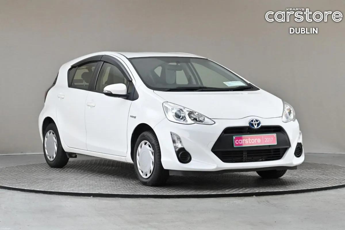 Toyota Aqua 1.8 Hybrid - Image 1