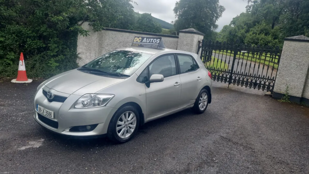 Toyota Auris 2008 Automatic - Image 2