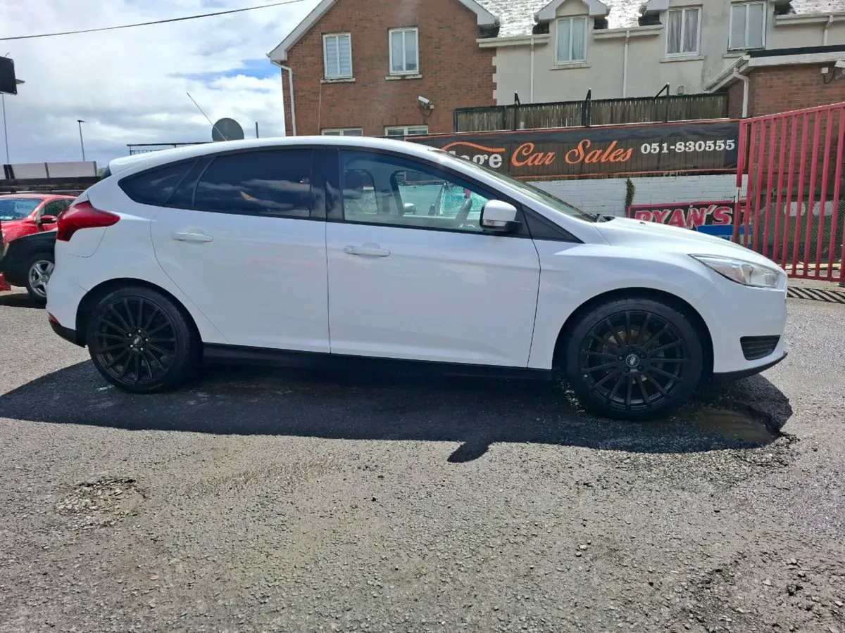 Ford focus - Image 2