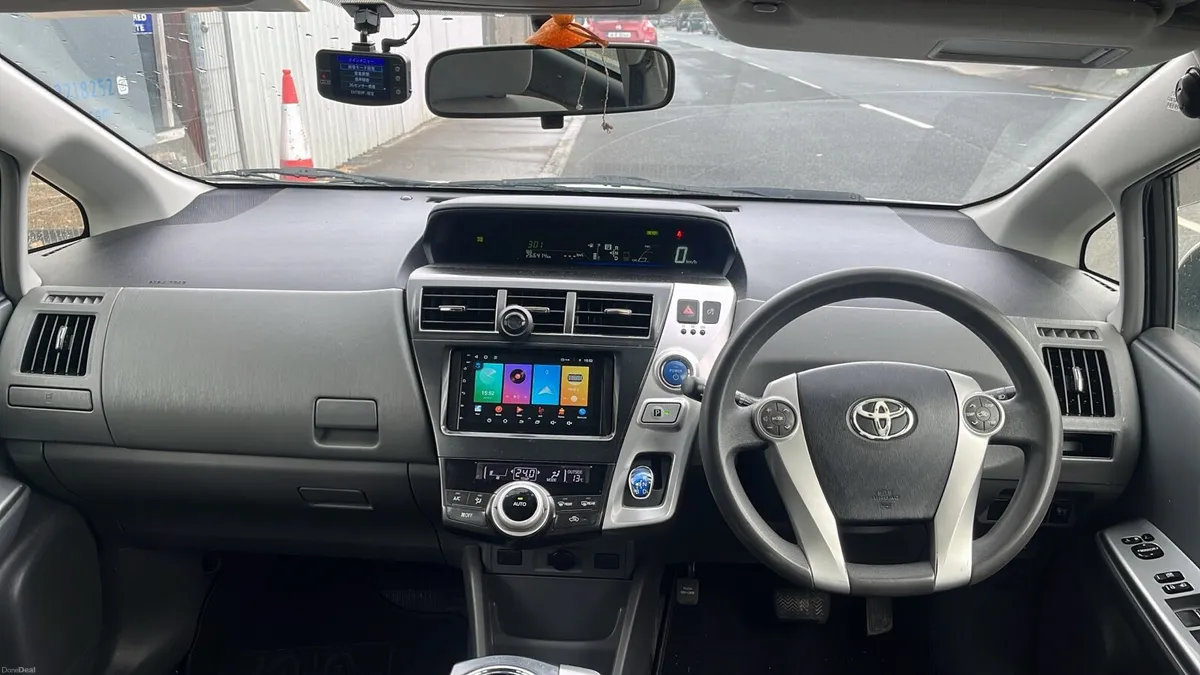 2 Toyota Prius Alph 1.8L 2013 Hybrid + Petrol - Image 3