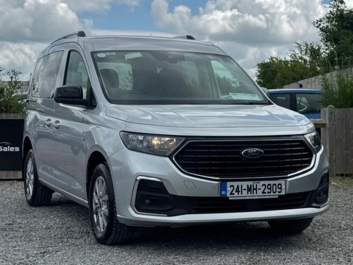 Ford Tourneo Connect 2.0D Freedom Titianium 5DR - Image 4