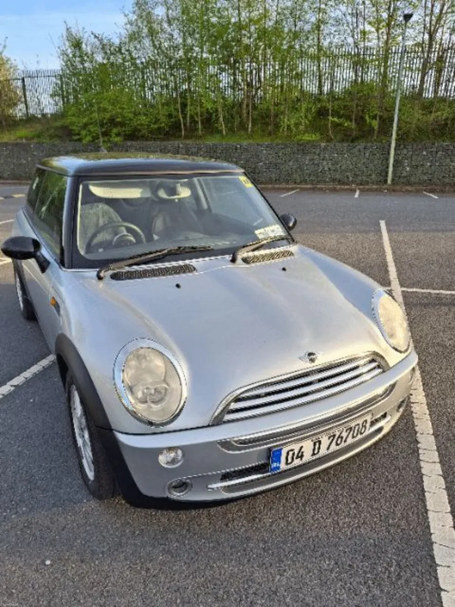 Mini Cooper 2004 - Image 2