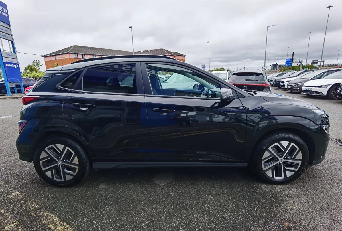 HYUNDAI KONA 64KWH PREMIUM **96.1% BATTERY HEALTH* - Image 4