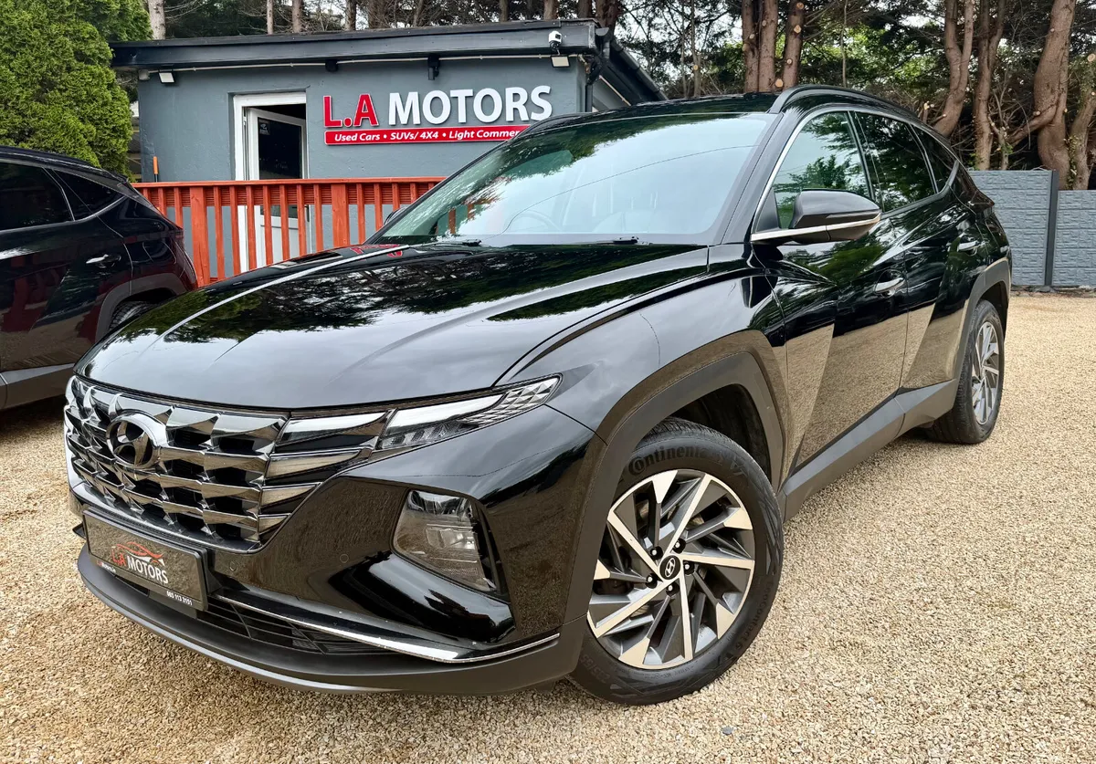 2022 Hyundai Tucson Executive Plus - Image 1