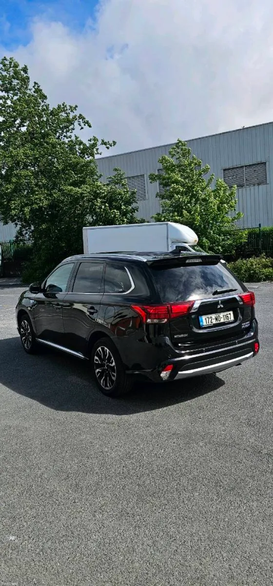 *MASSIVE SPEC* 172 Mitsubishi Outlander PHEV - Image 3