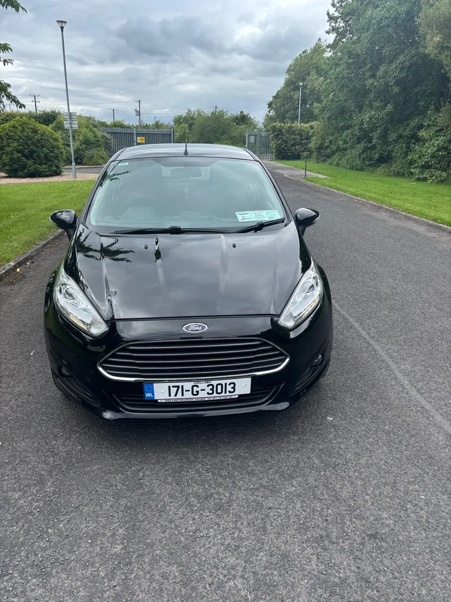 ⭐️2017 FORD FIESTA TITANIUM 1.5 :€5450 - Image 1
