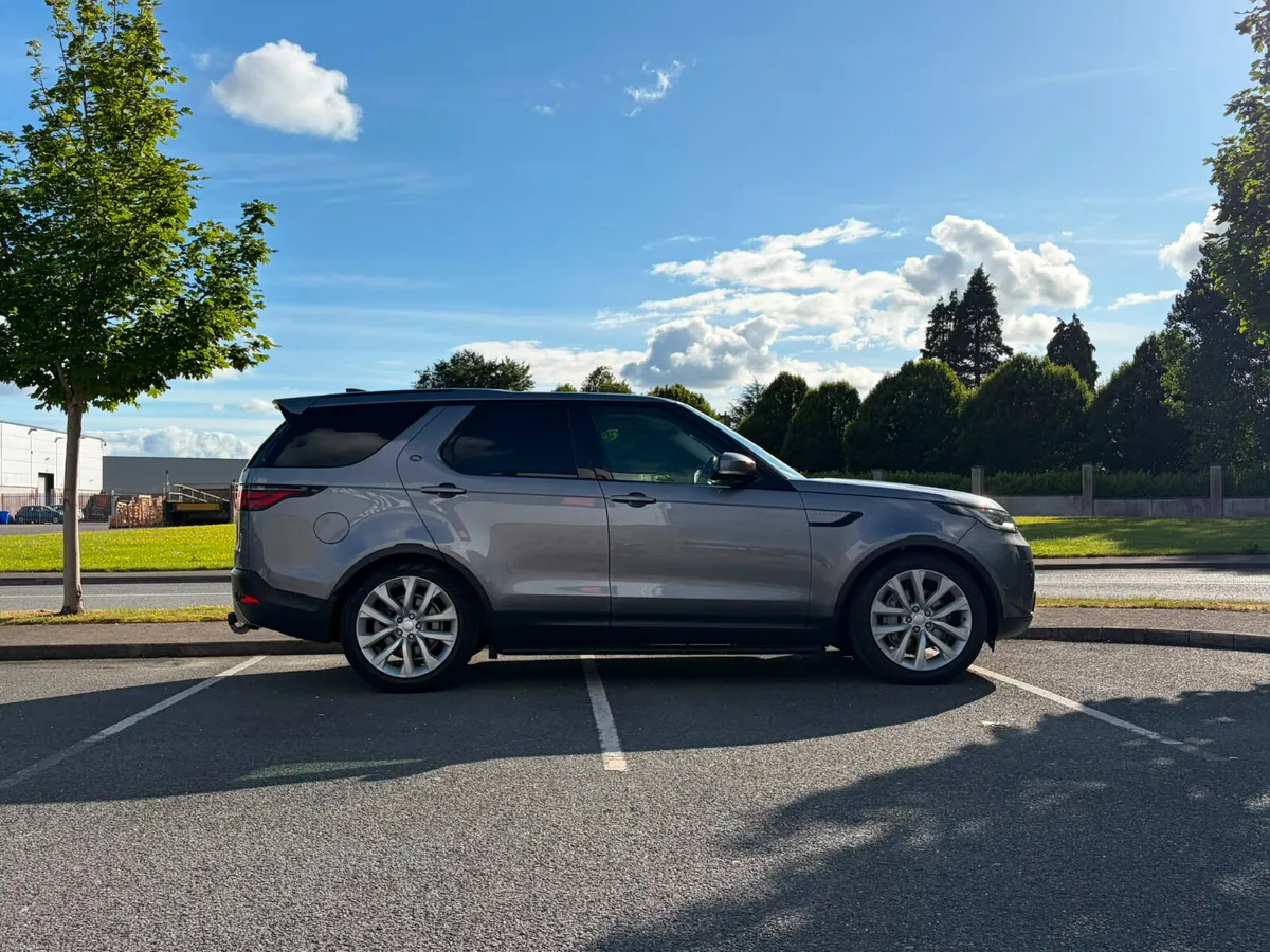 2022 Land Rover Discovery 5 SE 3.0 2 Seat Com - Image 3