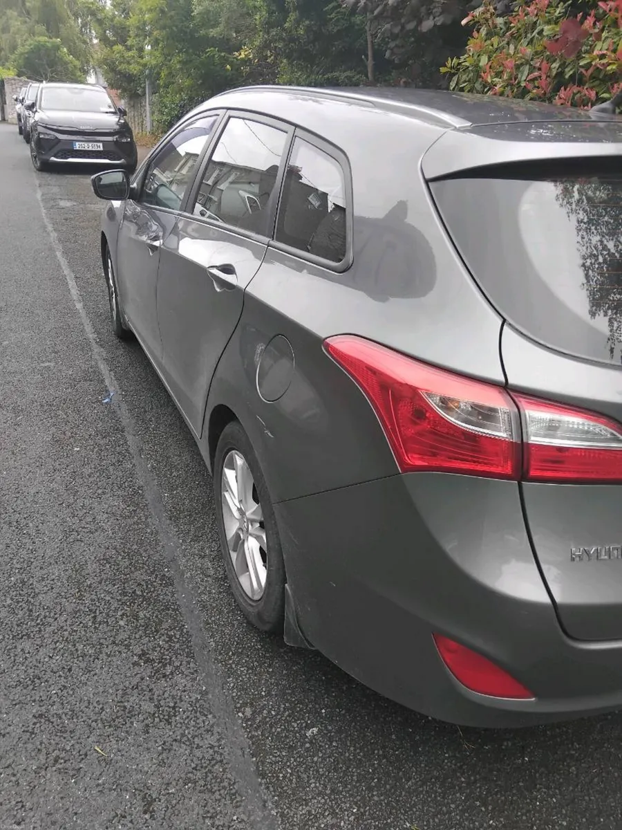 HYUNDAI - Image 4