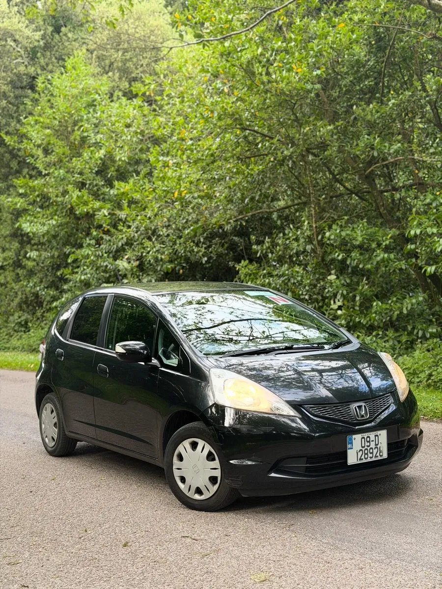 Honda Fit automatic - Image 1