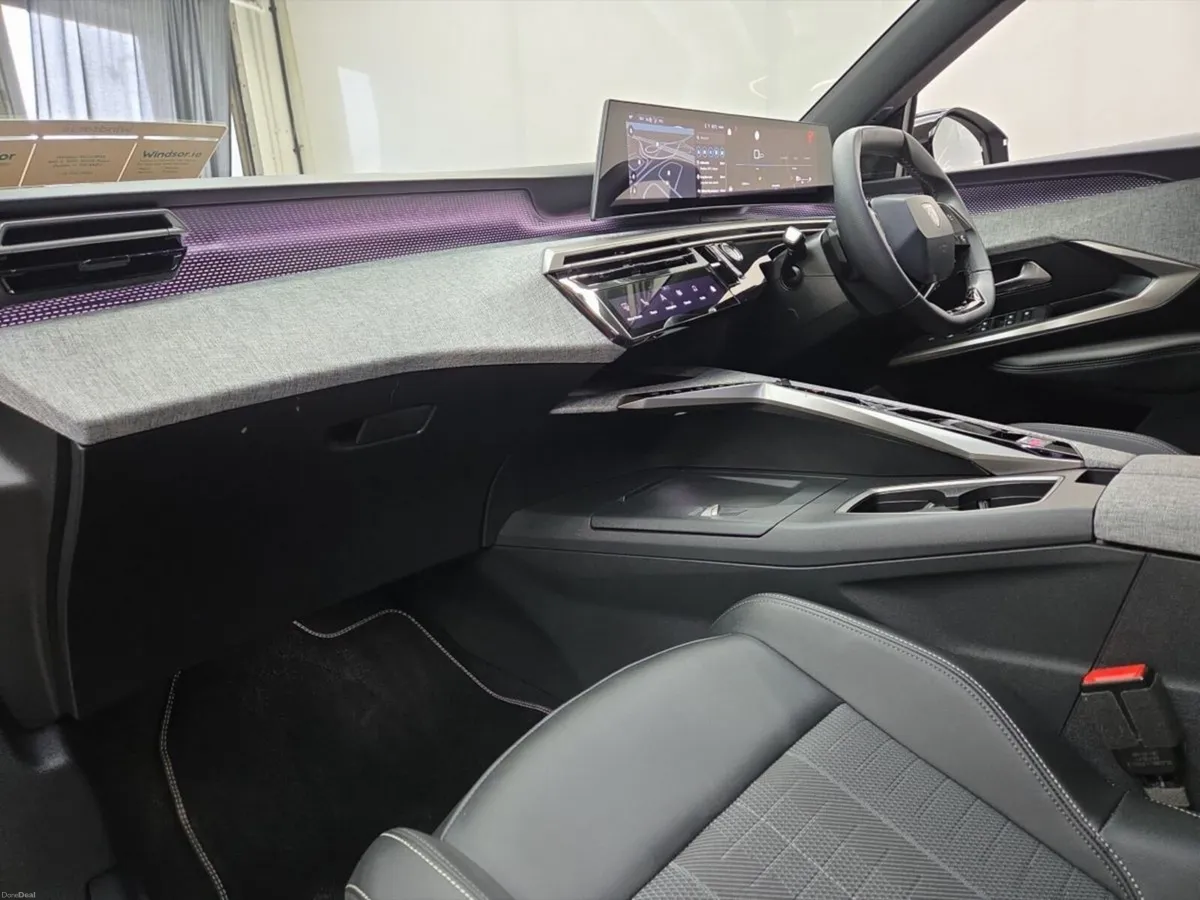 Peugeot 5008 5008 GT MHEV AUTO 7 SEATER - Image 4