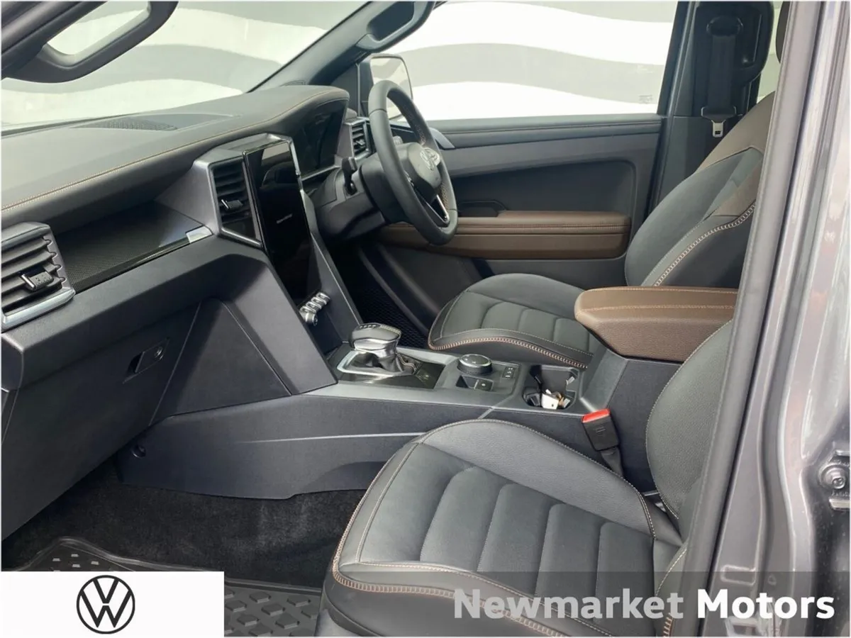 Volkswagen Amarok DUBLIN REGISTRATION DELIVERY MIL - Image 4