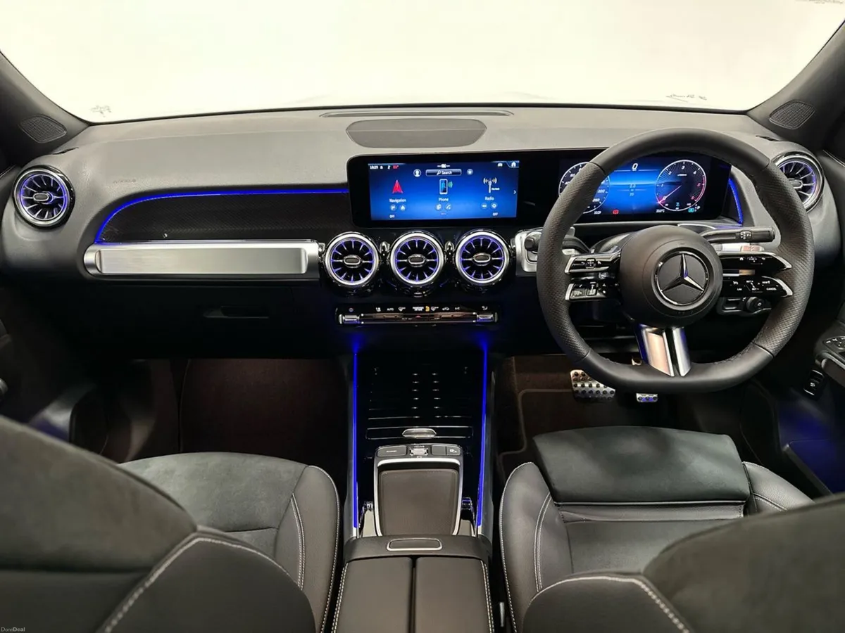 Mercedes-Benz GLB GLB200 D AMG Line + - Image 2