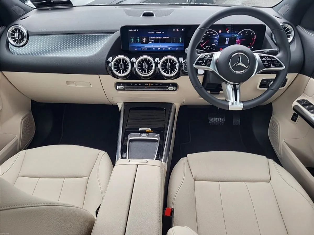 Mercedes-Benz GLA GLA180d Progressive Line Plus AU - Image 4