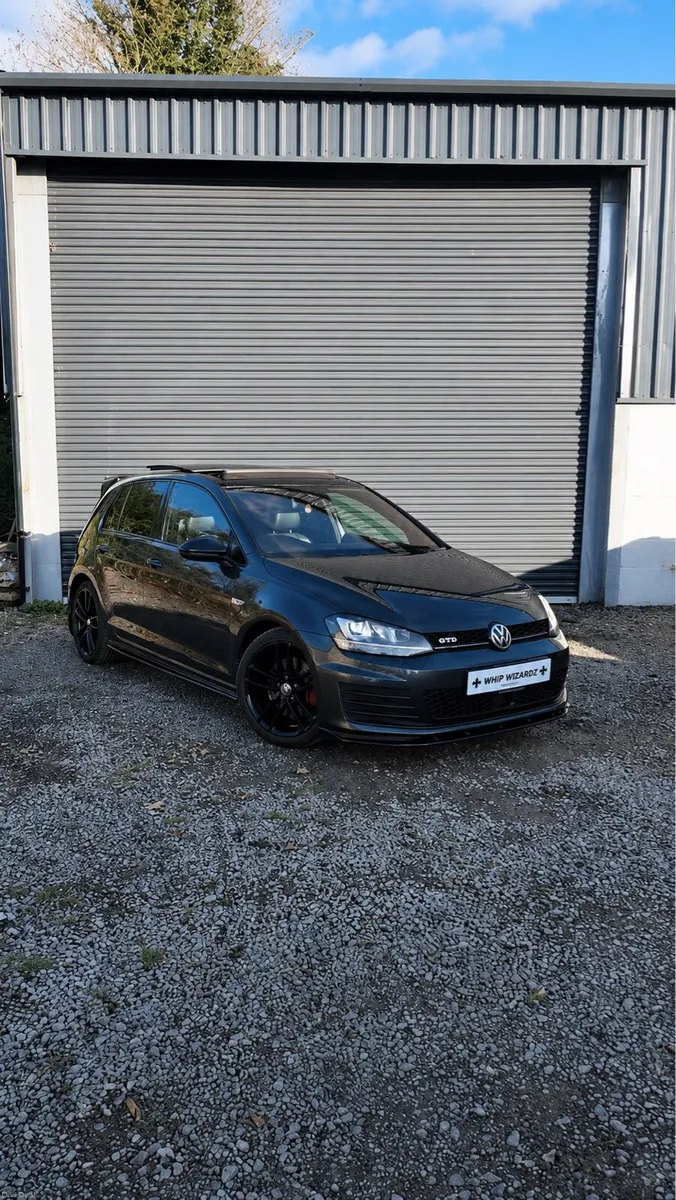 2014 Volkswagen Golf GTD - Image 1