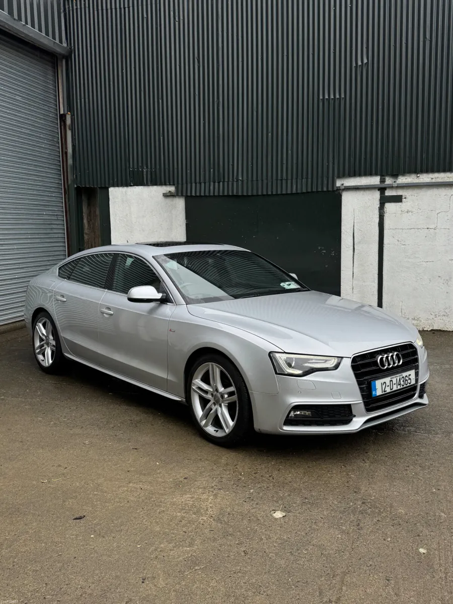 Audi A5 Sline Black EDT SUNROOF - Image 4