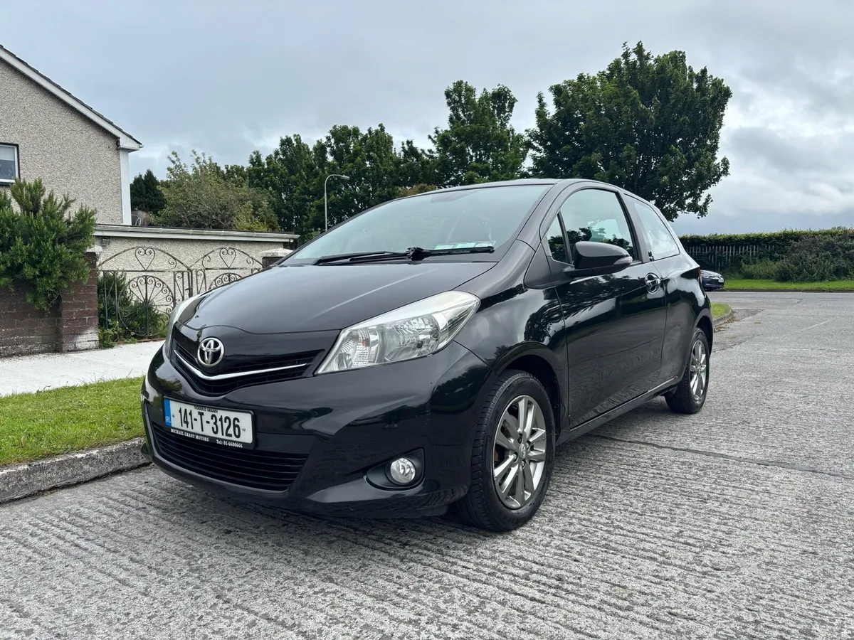 2014 Toyota Yaris NCT&TAX 2027 - Image 3