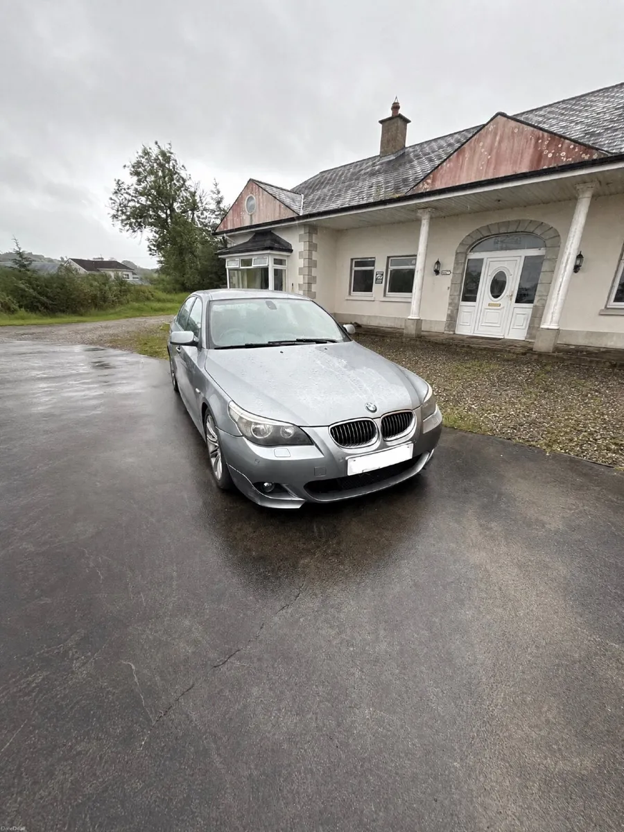 BMW 5-Series 2006 - Image 1