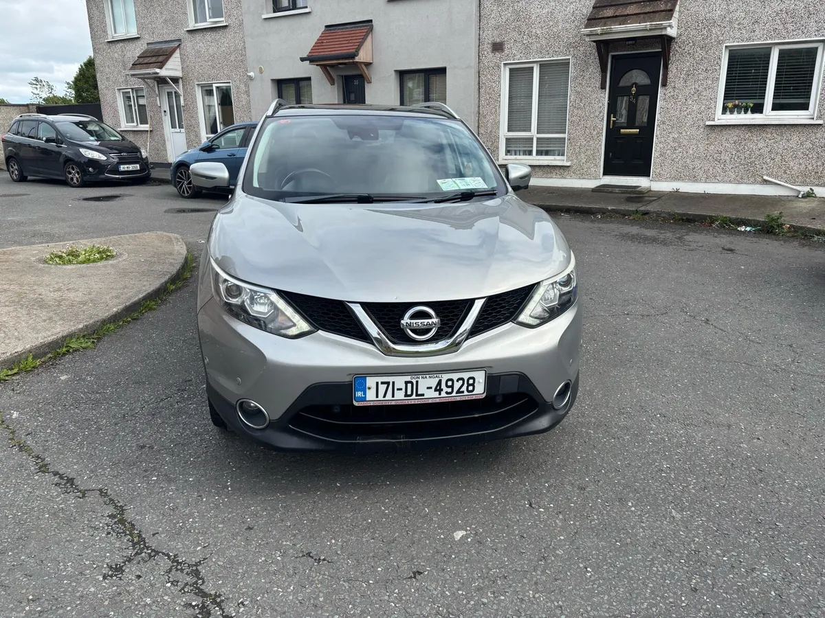 2017 Nissan qashqai nct until 6/27 - Image 4