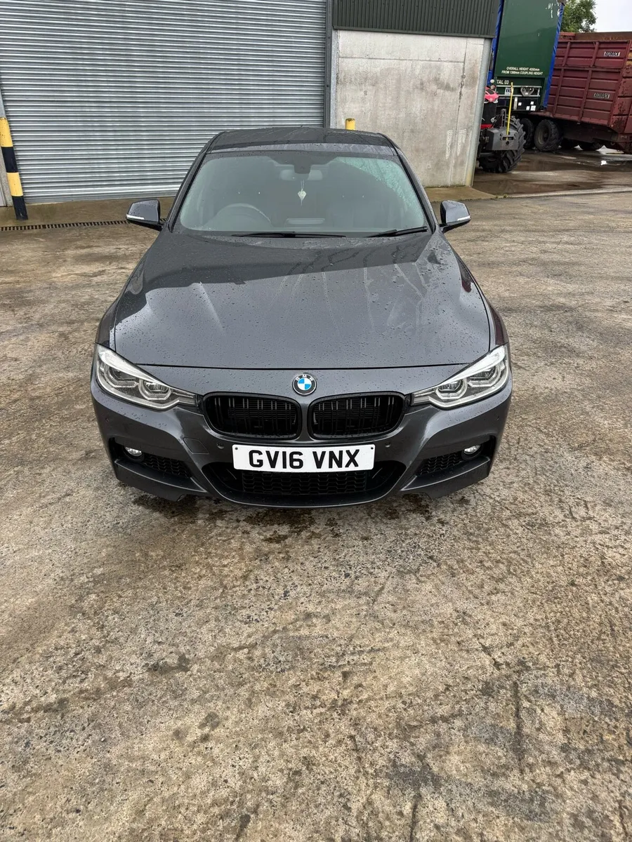 BMW 335D - Image 2