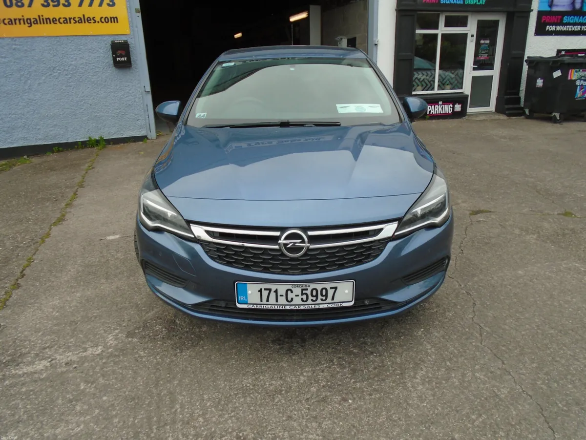 Opel Astra 2017 - Image 2