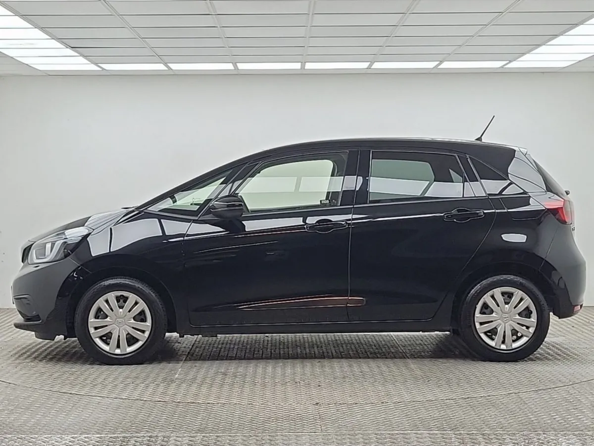 Honda Fit 1.5 Auto Hybrid - Image 5