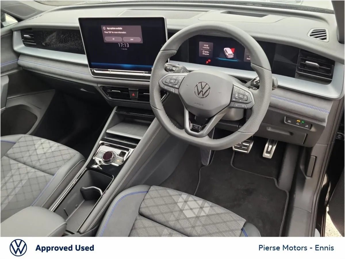 Volkswagen Tayron 1.5 TSI 204PS R-Line Black Editi - Image 3