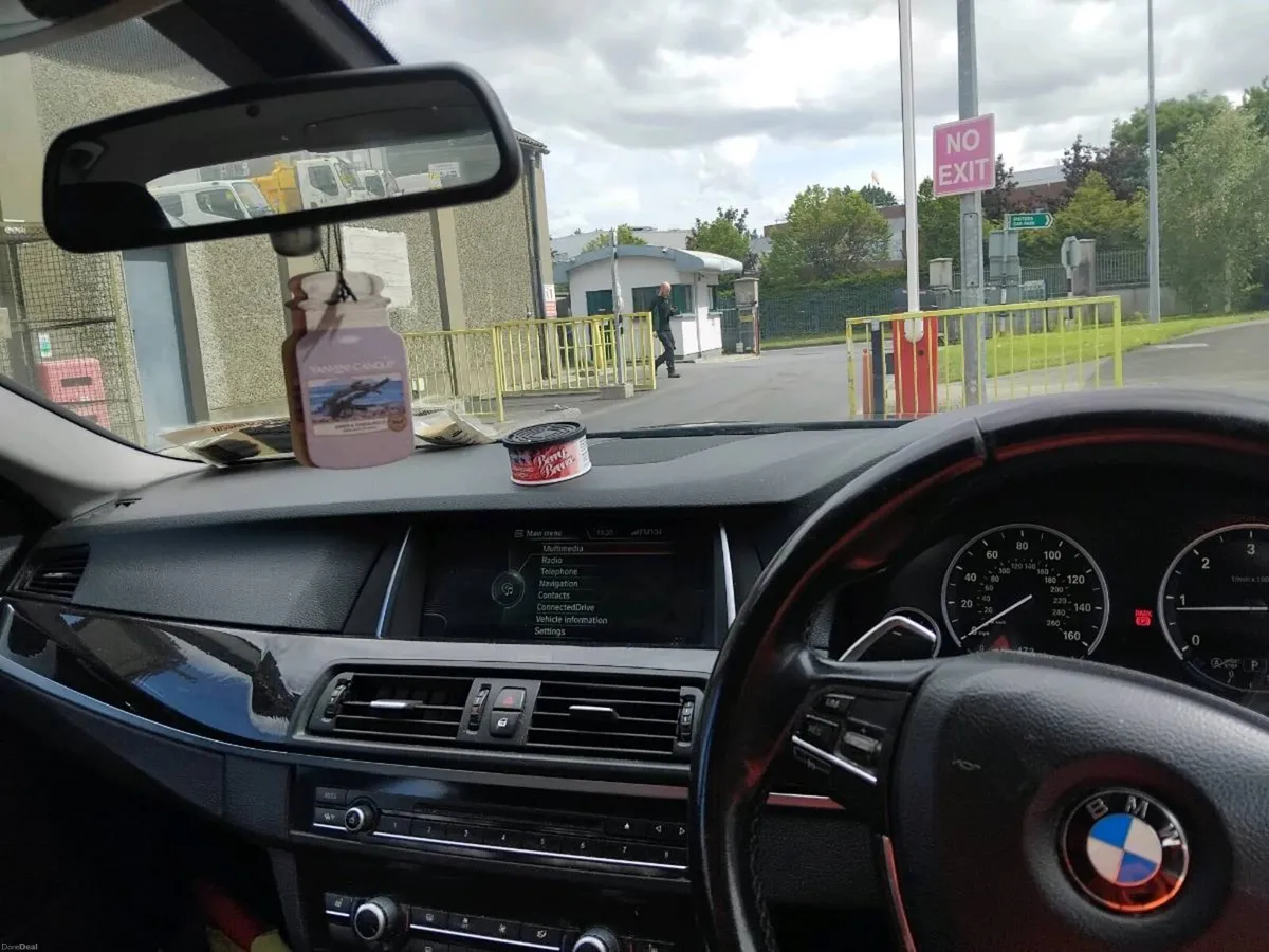 Bmw520d - Image 2