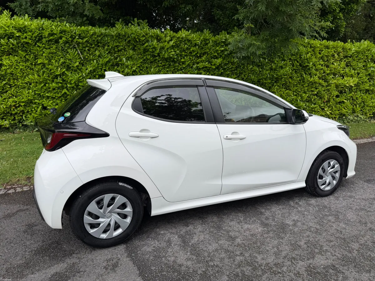 2020 Toyota Yaris Hybrid - Low Mileage - €12,950 - Image 3