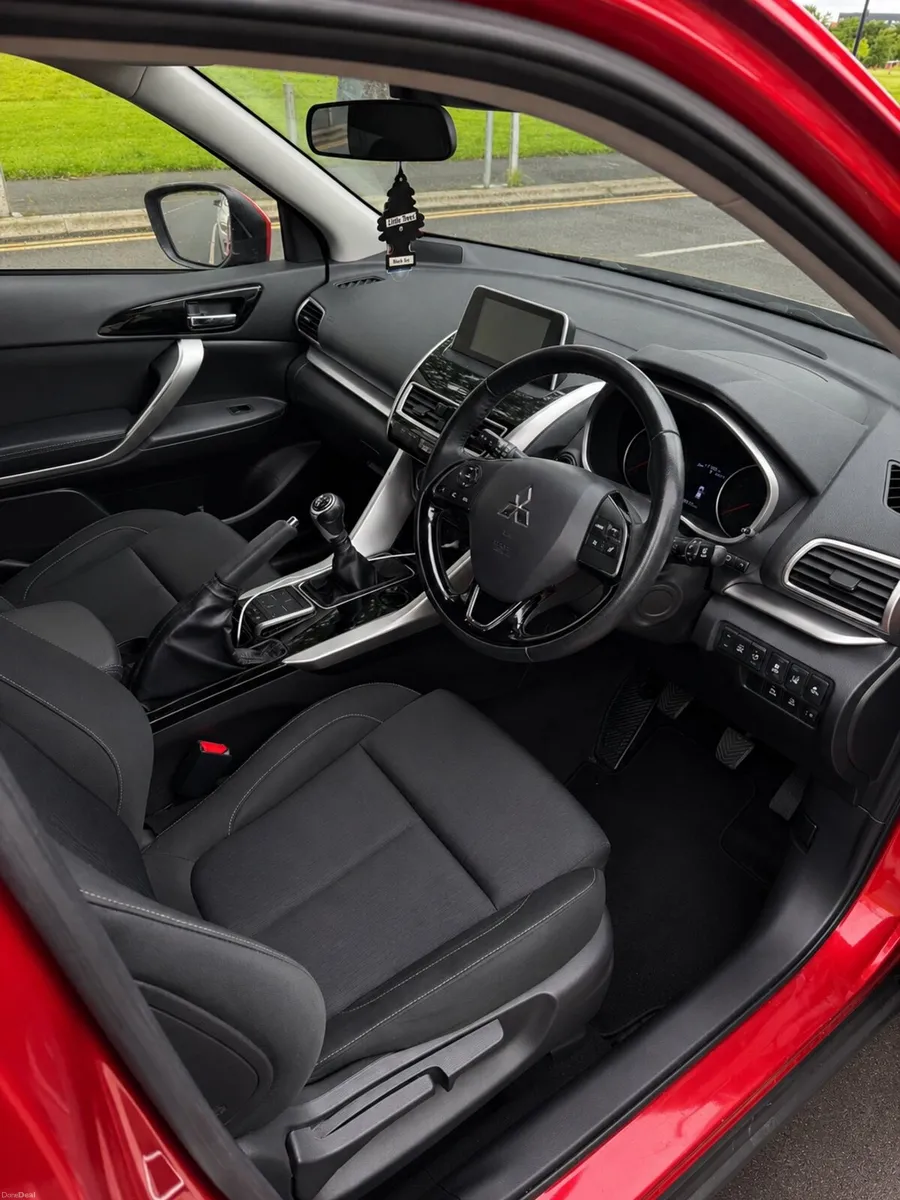 Mitsubishi Eclipse Cross 2018 - Image 1