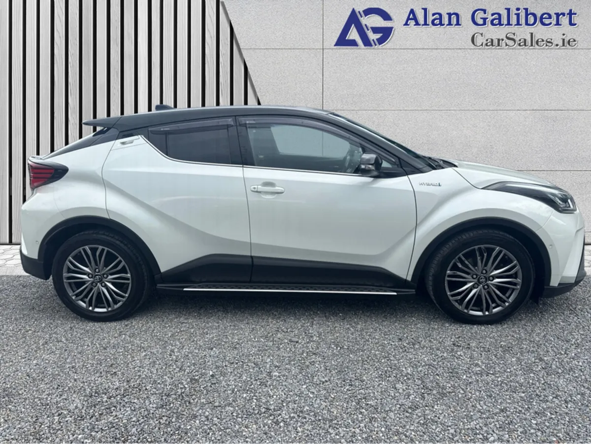Toyota C-HR 1.8 HYBRID SOL FULL LEATHER - Image 3