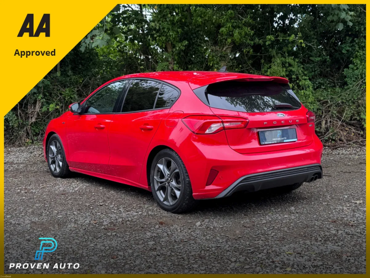 Ford Focus ST-LINE EDITION 125BHP * 1 YEAR UNLIMIT - Image 5