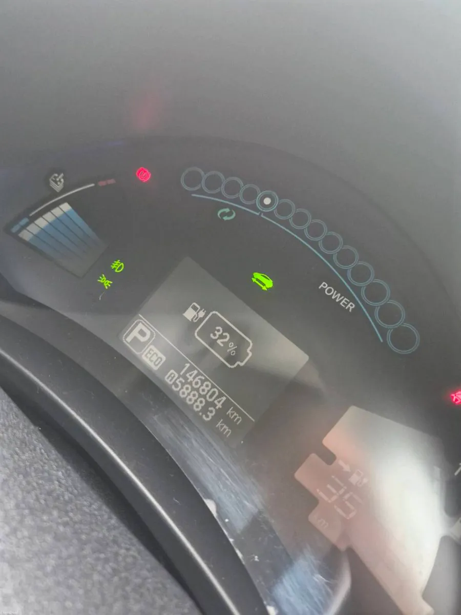 Nissan Leaf Tekna 2015 24kw - Image 2